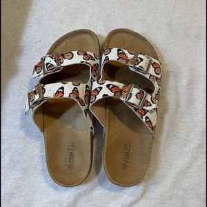 Women size 9 butterfly sandals